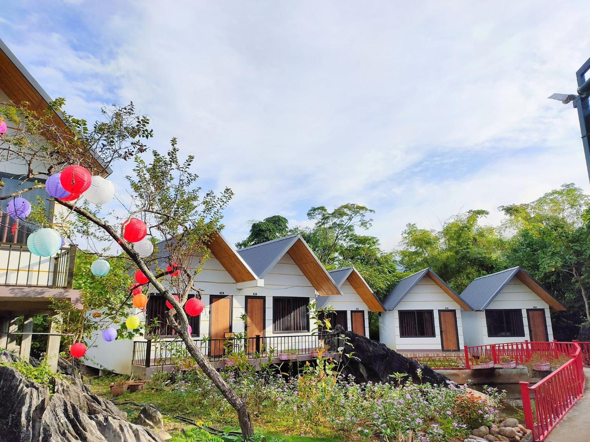 Wings Ha Giang Loop Bungalow Hotel Buitenkant foto